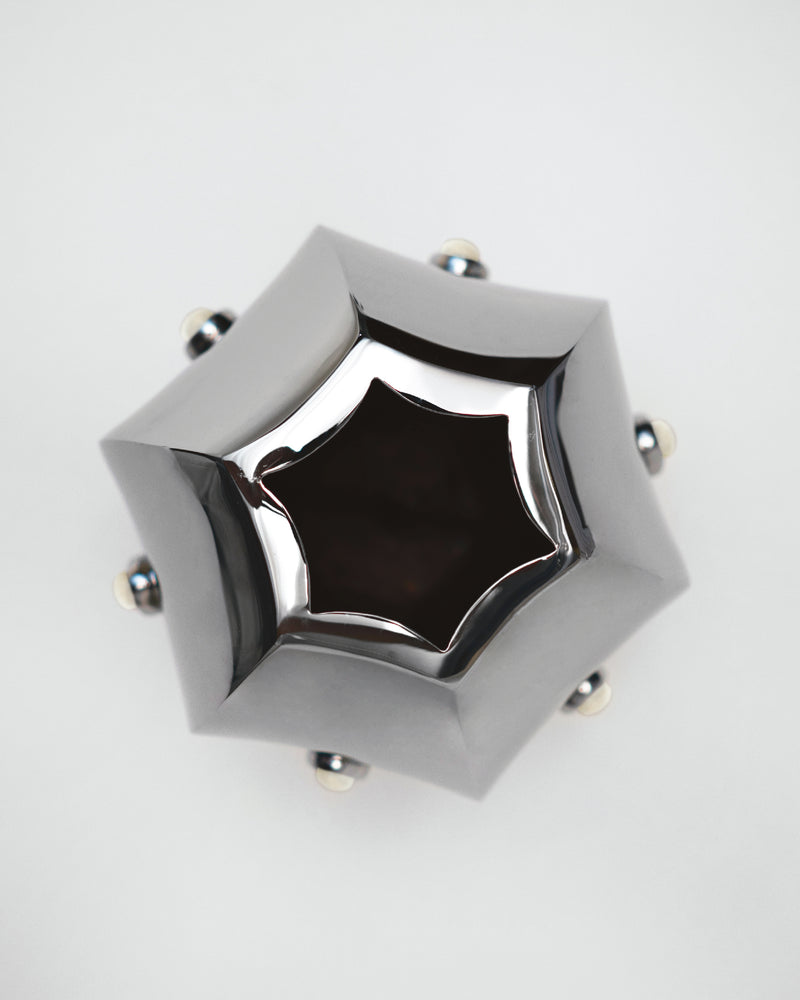 Evi Vase - Titanium