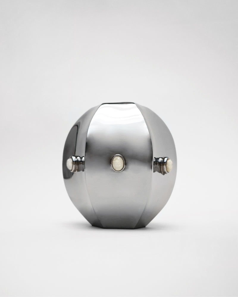 Evi Vase - Titanium