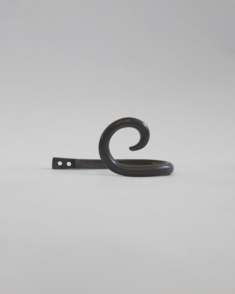 Sia Curtain Hook - Antique Brass - Set of two