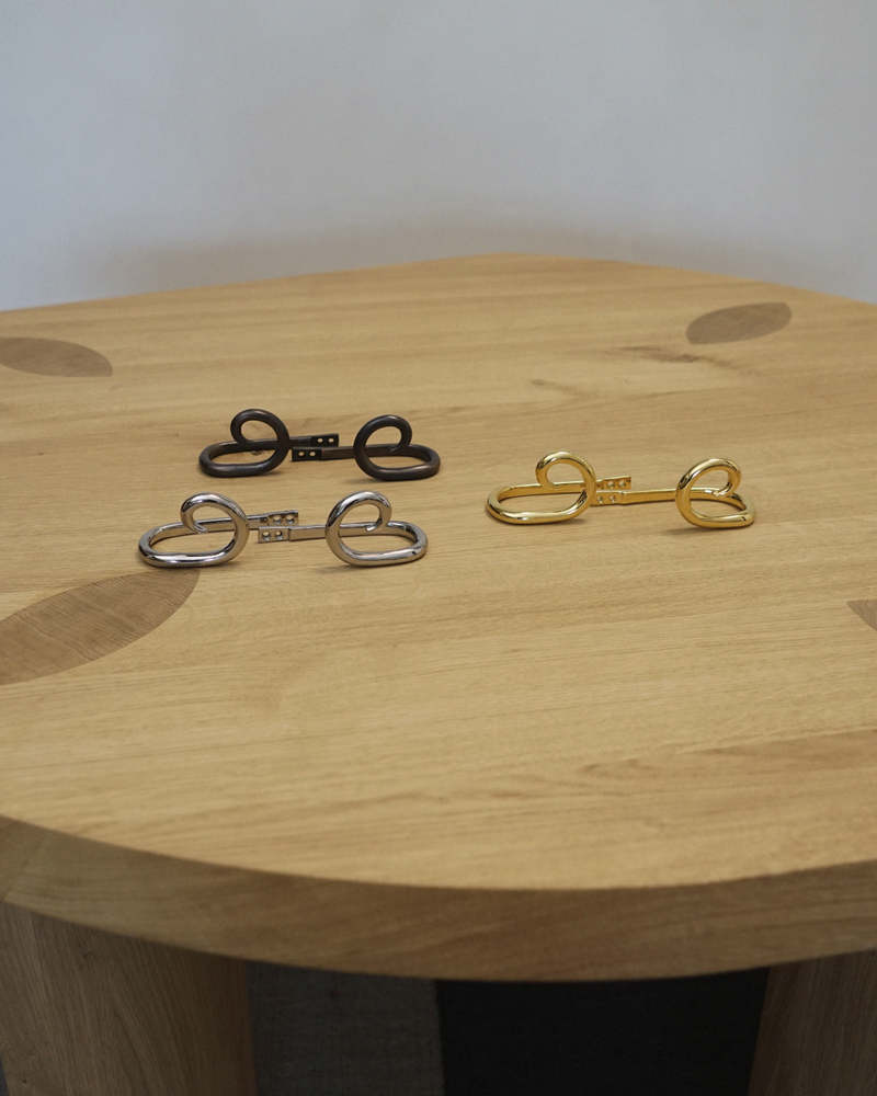 Sia Curtain Hook - Antique Brass - Set of two